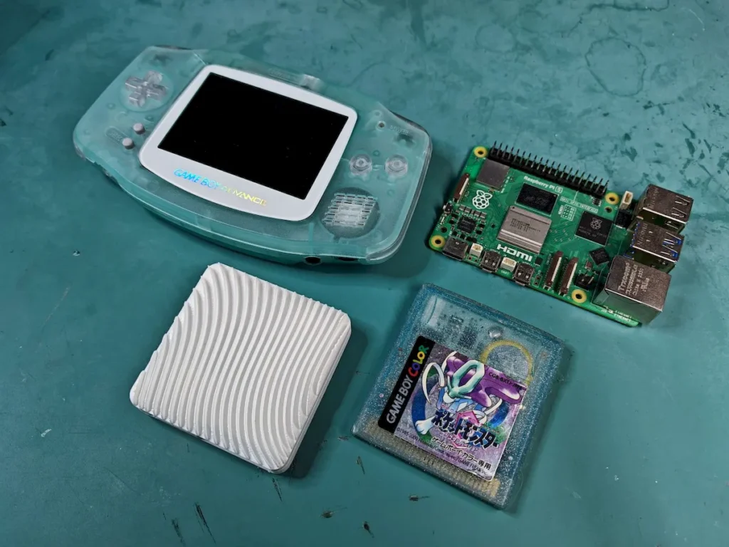 Mod Tiny Kawaii coloca um Nintendo Wii portátil em um chaveiro