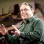 Linus Torvalds: O Gênio por trás do Linux e sua Impactante História