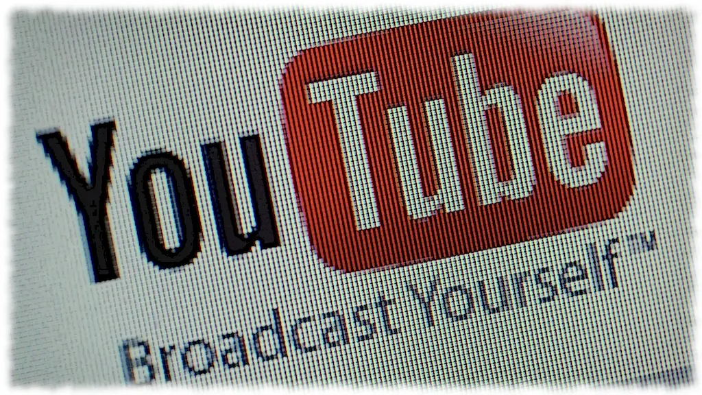 A Surpreendente Origem do YouTube: De Site de Encontros a Gigante