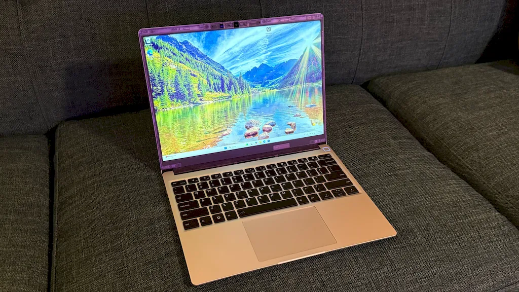 Framework Laptop 13 apresenta desempenho robusto, mas com bateria comprometida