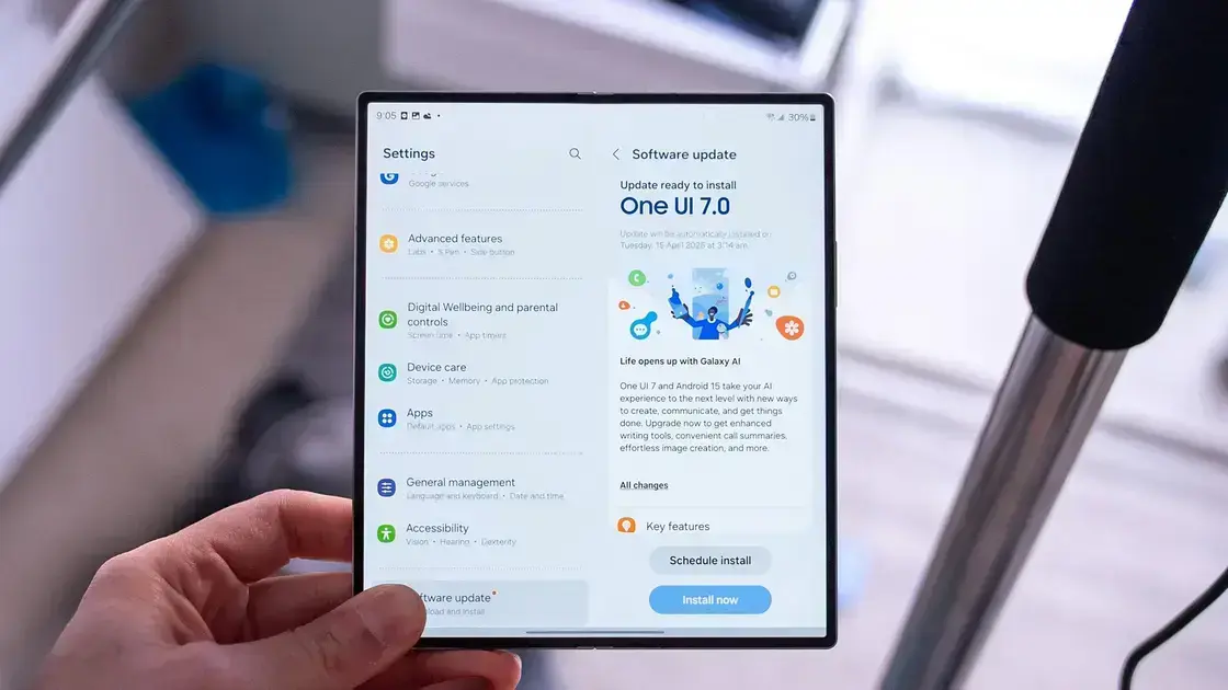 Samsung suspende atualização do One UI 7 globalmente devido a bug grave